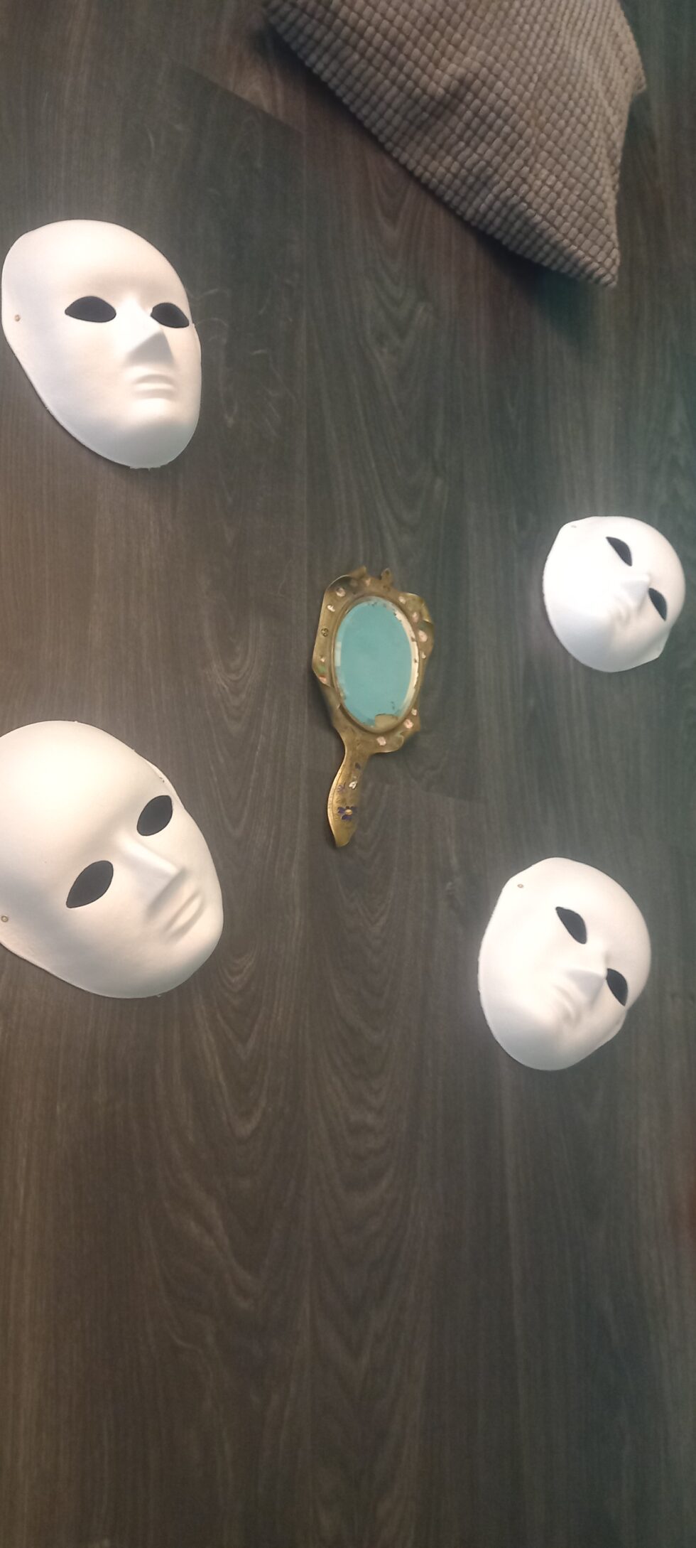 θεραπεία μέσω τέχνης